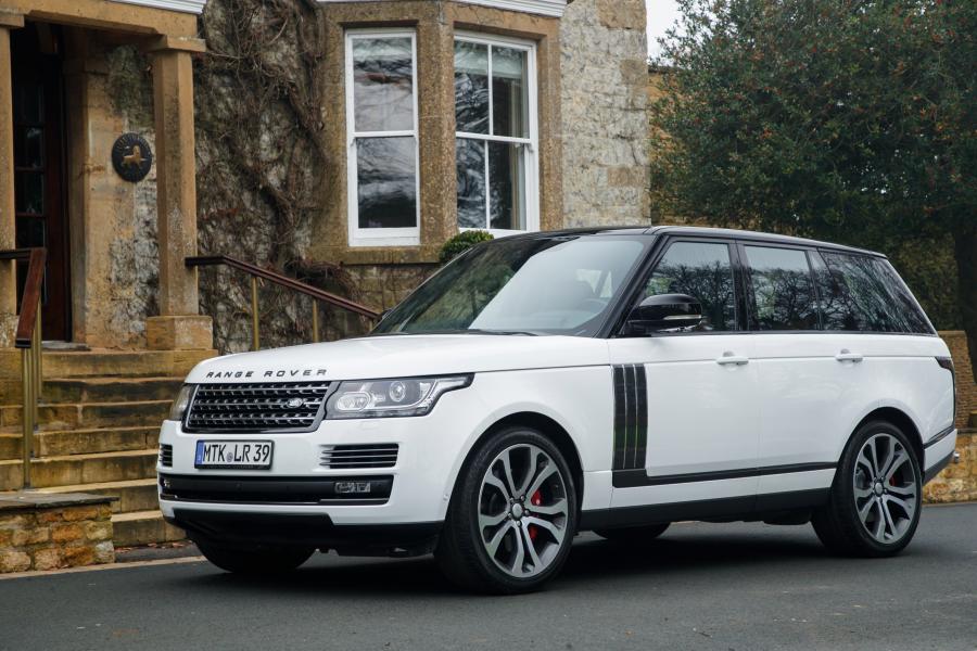  Land Rover Range Rover SVAutobiography Dynamic 2016 года  (фото 16 из 35)